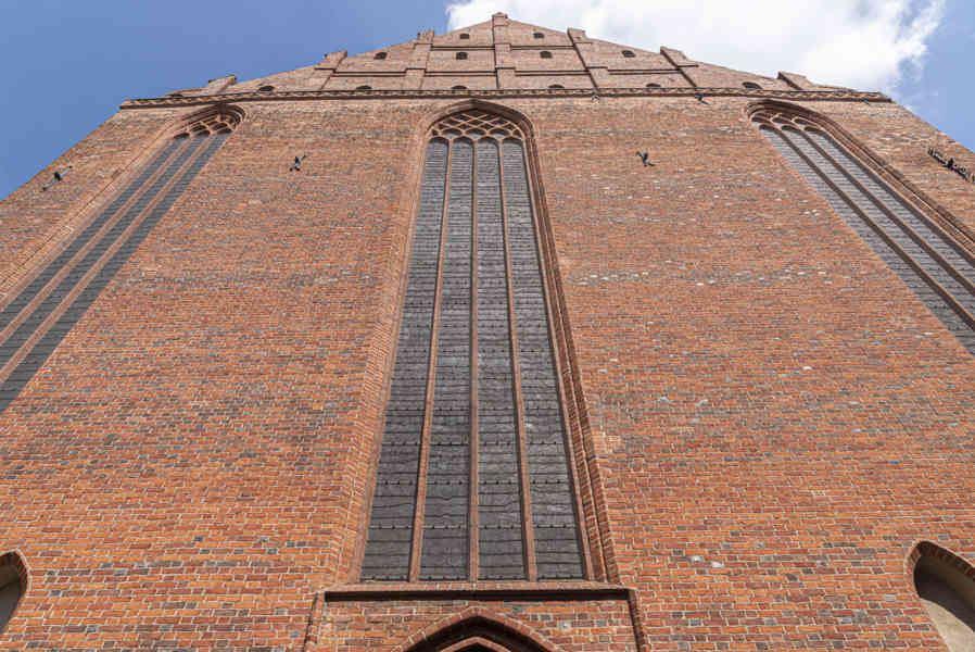 Polonia - Torun 024 - iglesia de la Virgen Maria.jpg